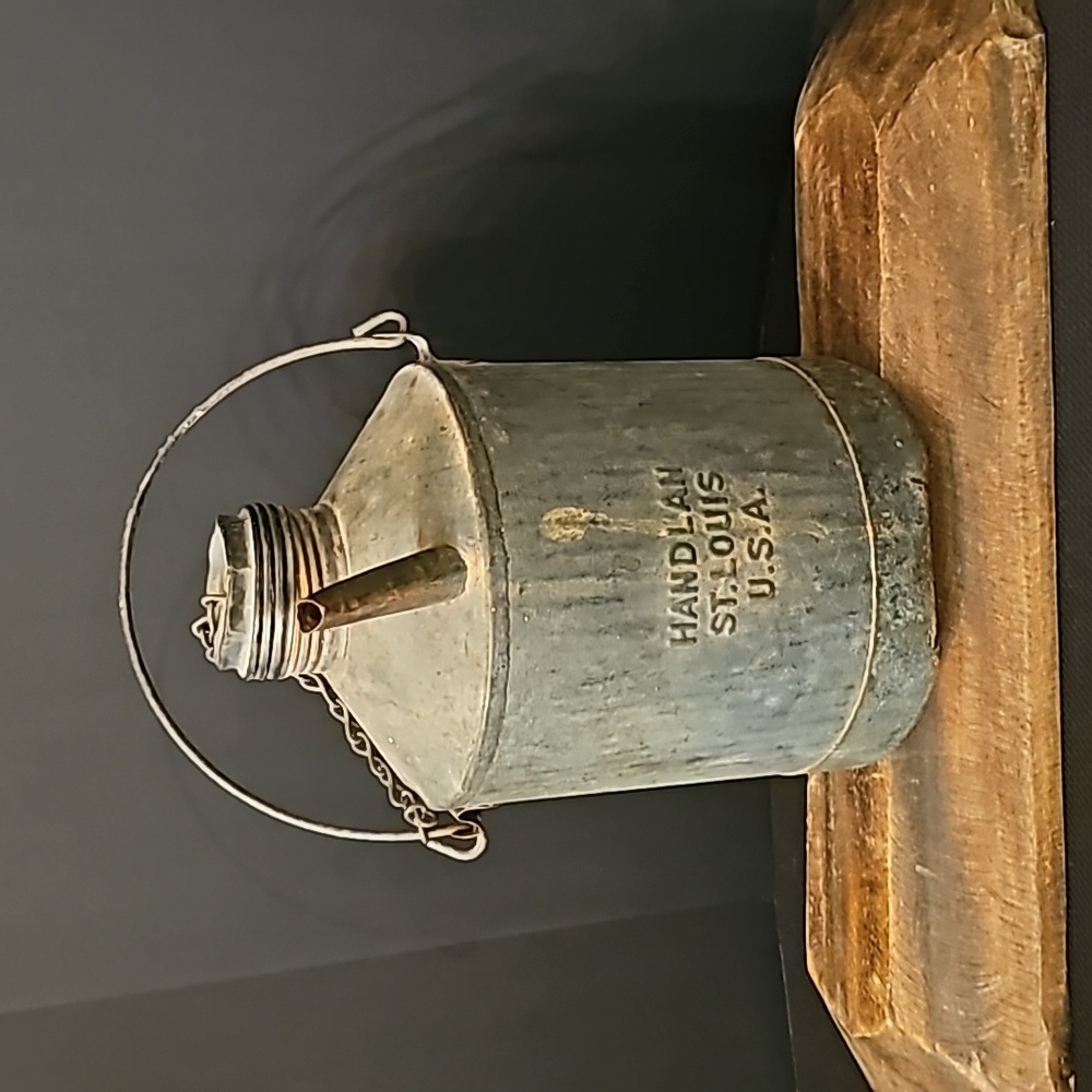 Handlan St Louis Oil Can